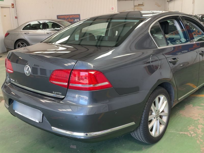 Volkswagen Passat 2.0 TDI Highline BlueMotion Tech 2011 – снимка 8