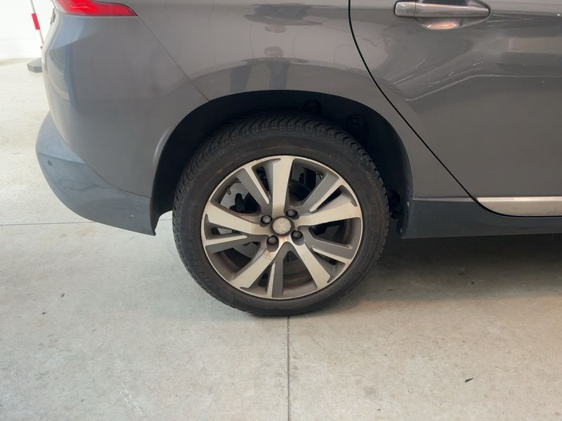 Peugeot 2008 1.6 e-HDi Allure 2014 – снимка 9