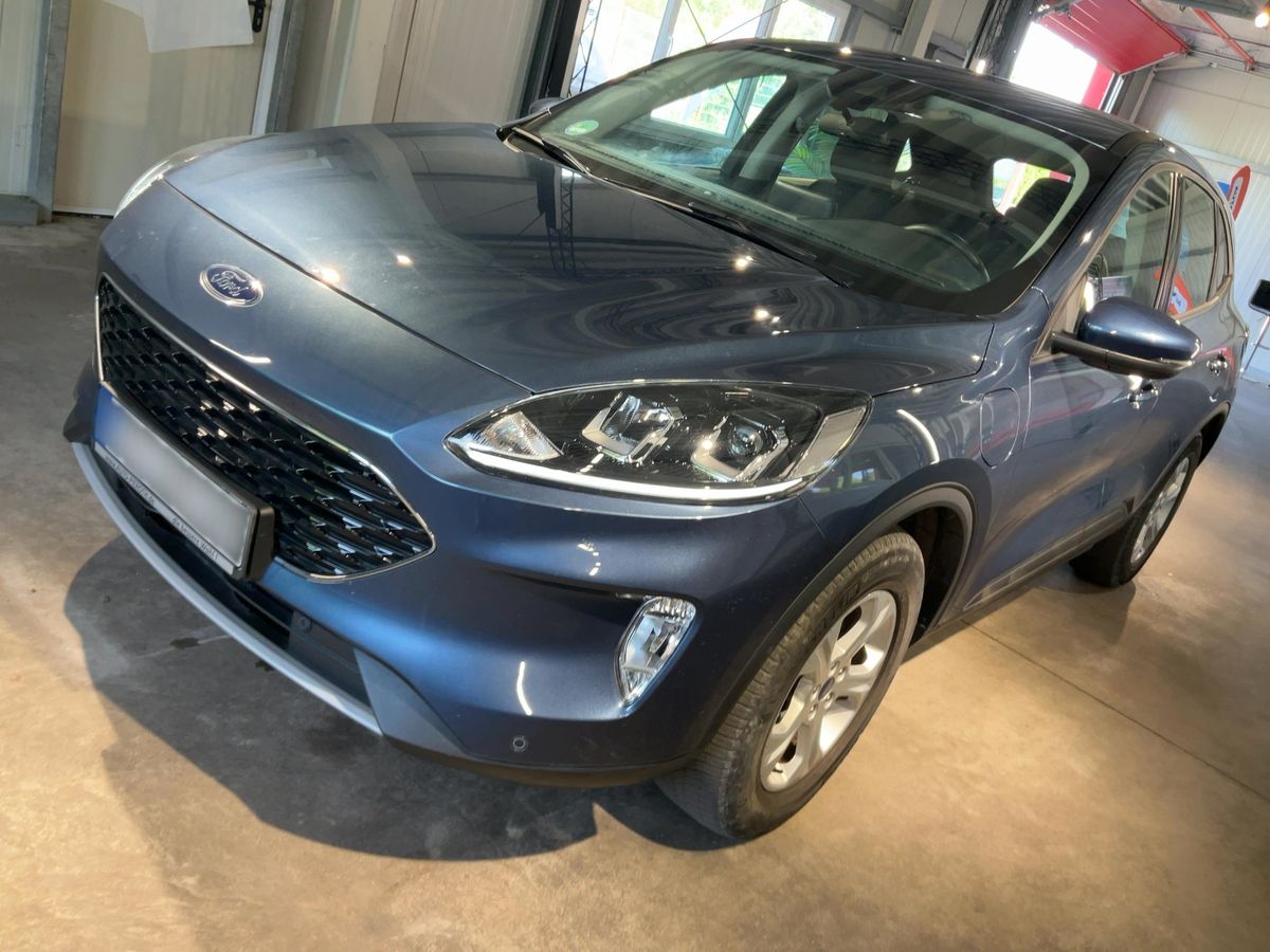 Ford Kuga 2021 — photo 1