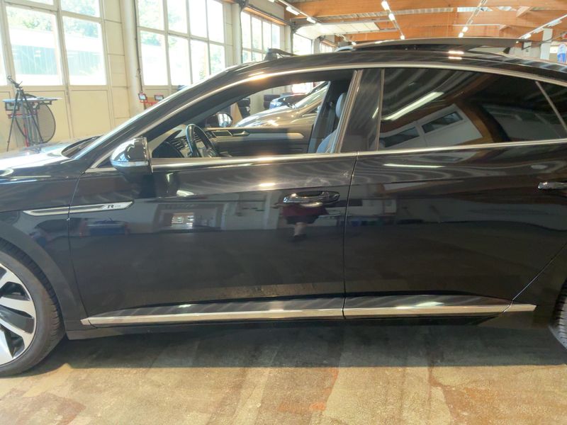 Volkswagen Arteon 2.0 TSI R-Line — zdjęcie 4