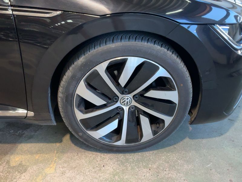 Volkswagen Arteon 2.0 TSI R-Line 2019 – снимка 11