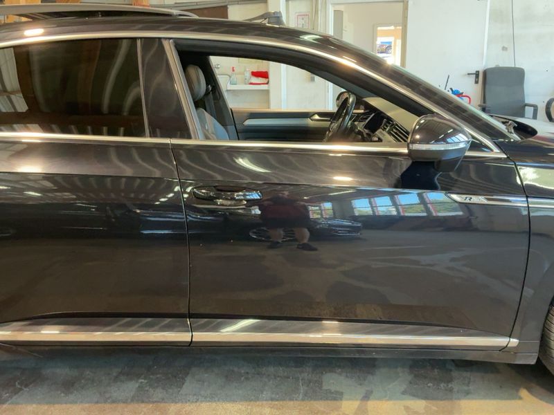 Volkswagen Arteon 2.0 TSI R-Line — zdjęcie 7