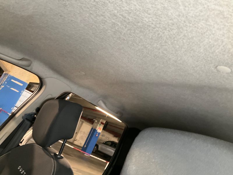 Dacia Duster 1.5 dCi Laureate 4x4 2011 – снимка 39