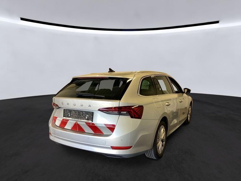 Skoda Octavia 2.0 TDI Style — zdjęcie 5