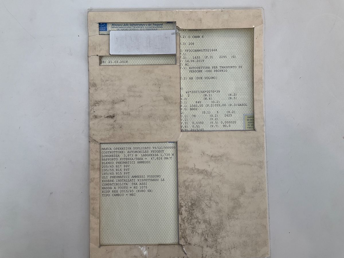 Peugeot 208 1.6 Blue-HDi Allure