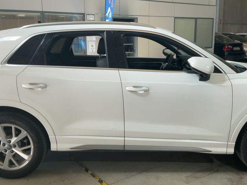 Audi Q3 35 TFSI S line — zdjęcie 7
