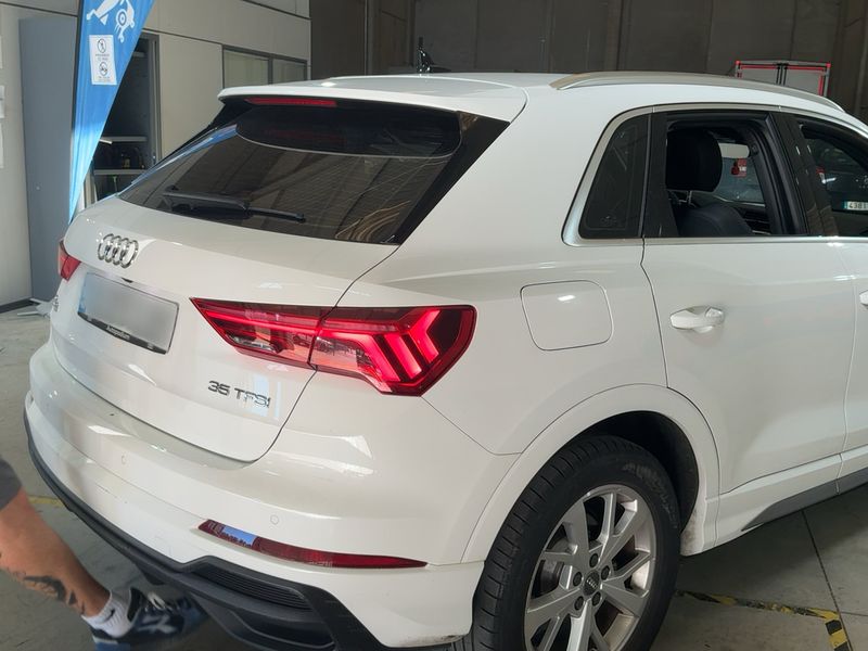 Audi Q3 35 TFSI S line — zdjęcie 6