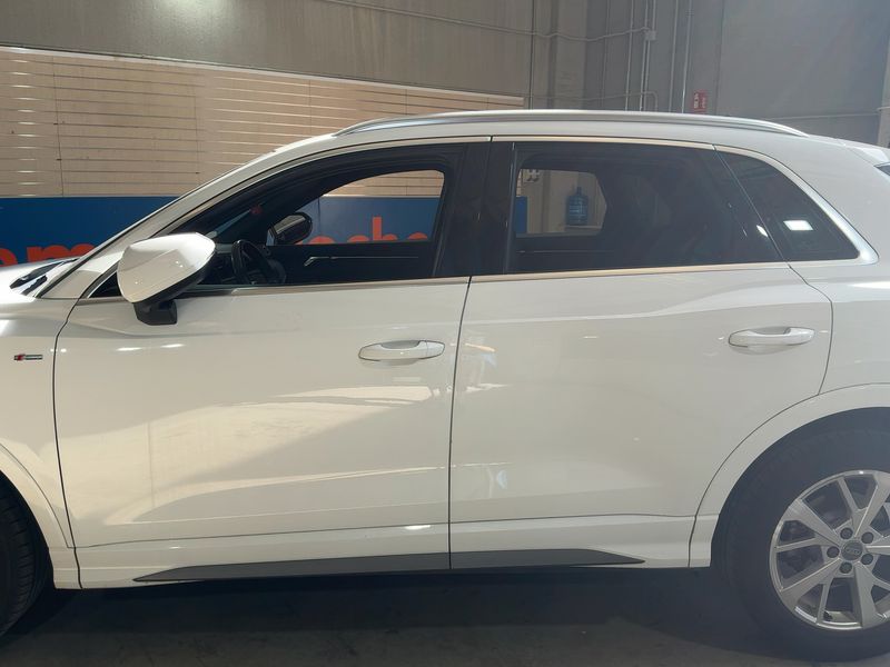 Audi Q3 35 TFSI S line — zdjęcie 4