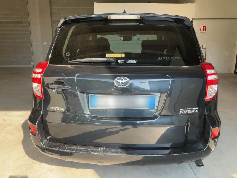 Toyota RAV 4 2.2 D-4D Crossover Exclusive 2011 – снимка 7