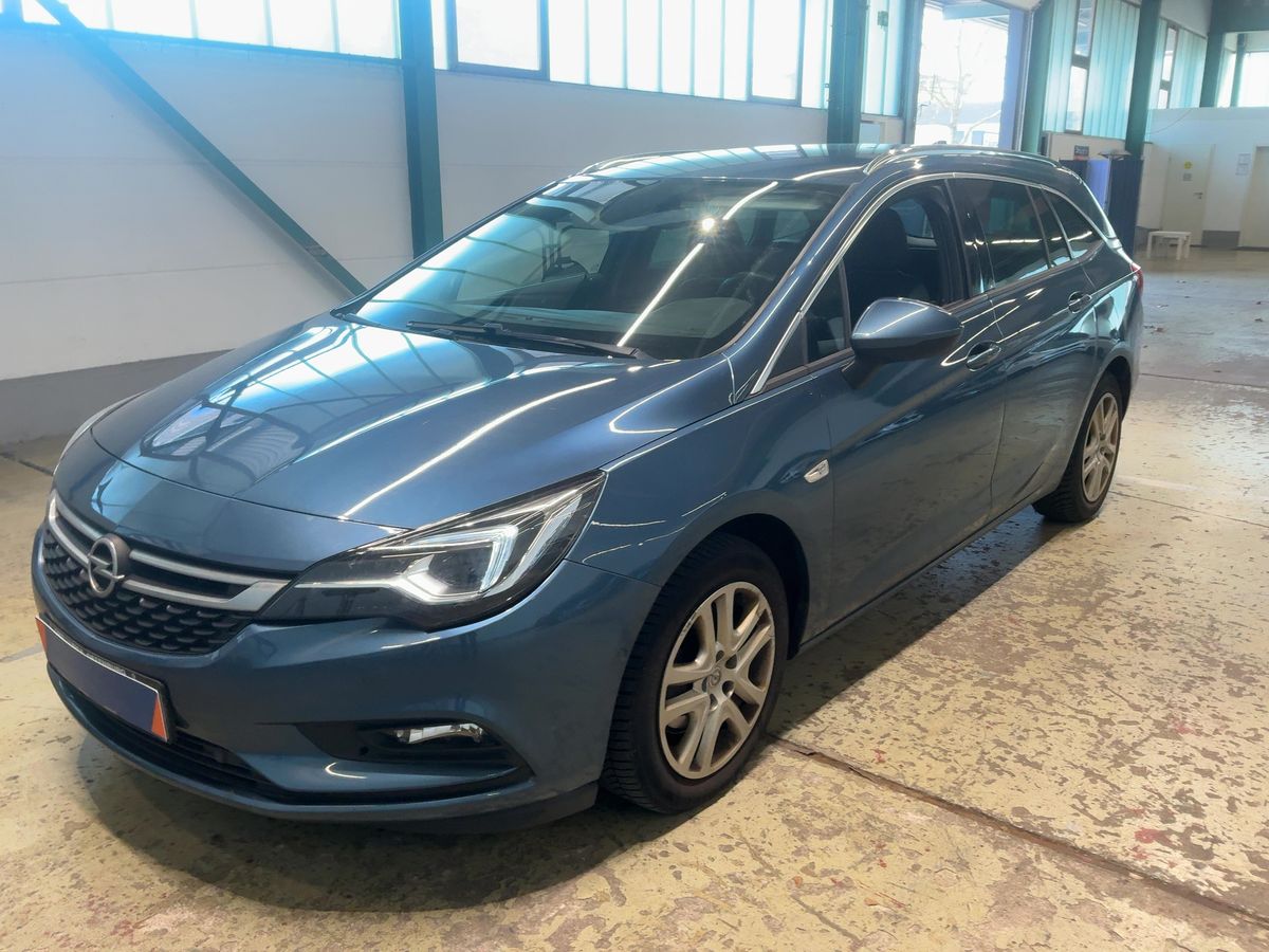 Opel Astra 2017 — photo 1