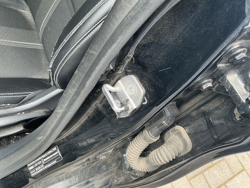Mercedes-Benz CLA-Klasse CLA 180 d Urban 2018 – снимка 29