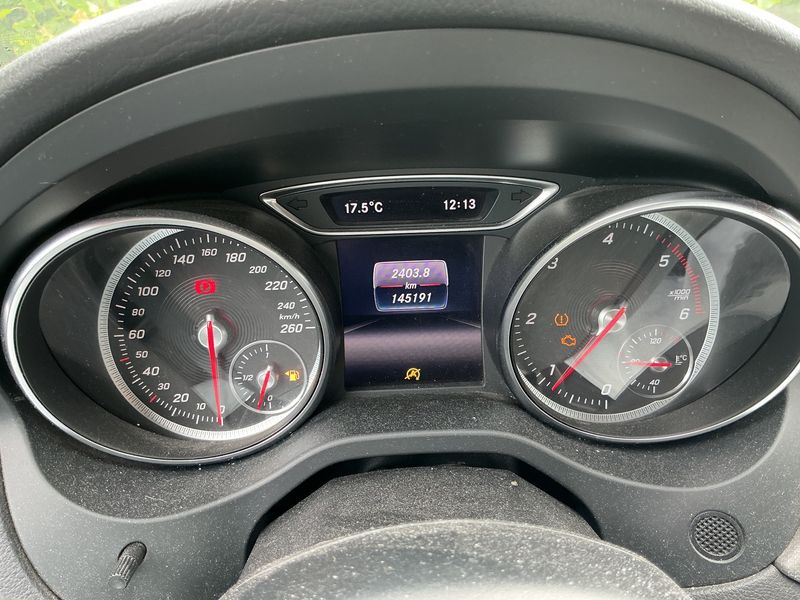 Mercedes-Benz CLA-Klasse CLA 180 d Urban 2018 – снимка 18