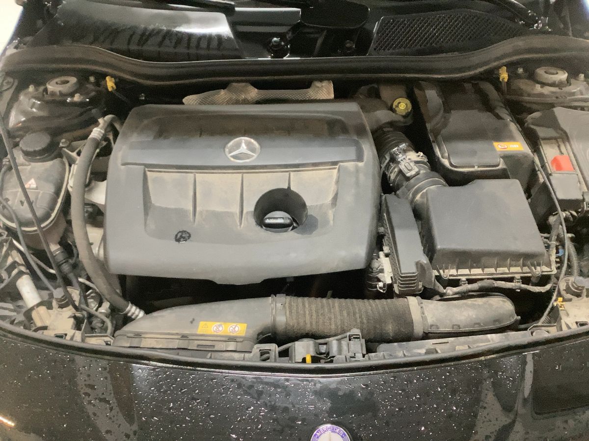 Mercedes-Benz CLA-Klasse 2015 — photo 31
