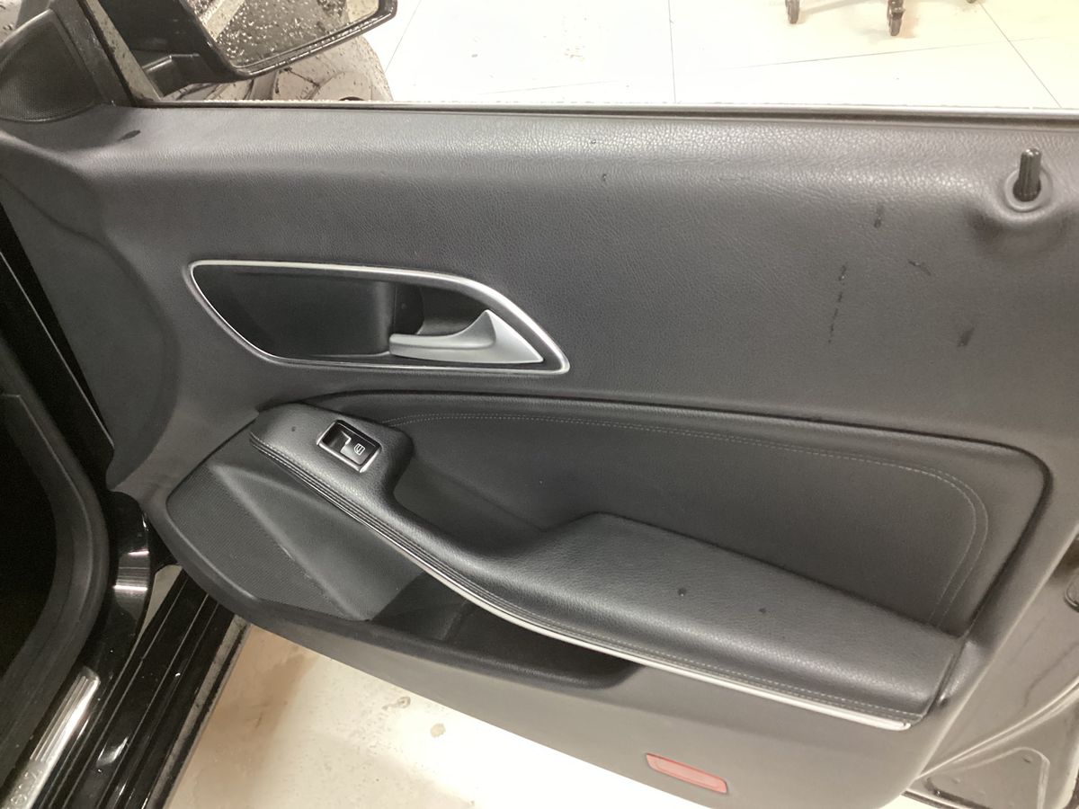 Mercedes-Benz CLA-Klasse 2015 — photo 26