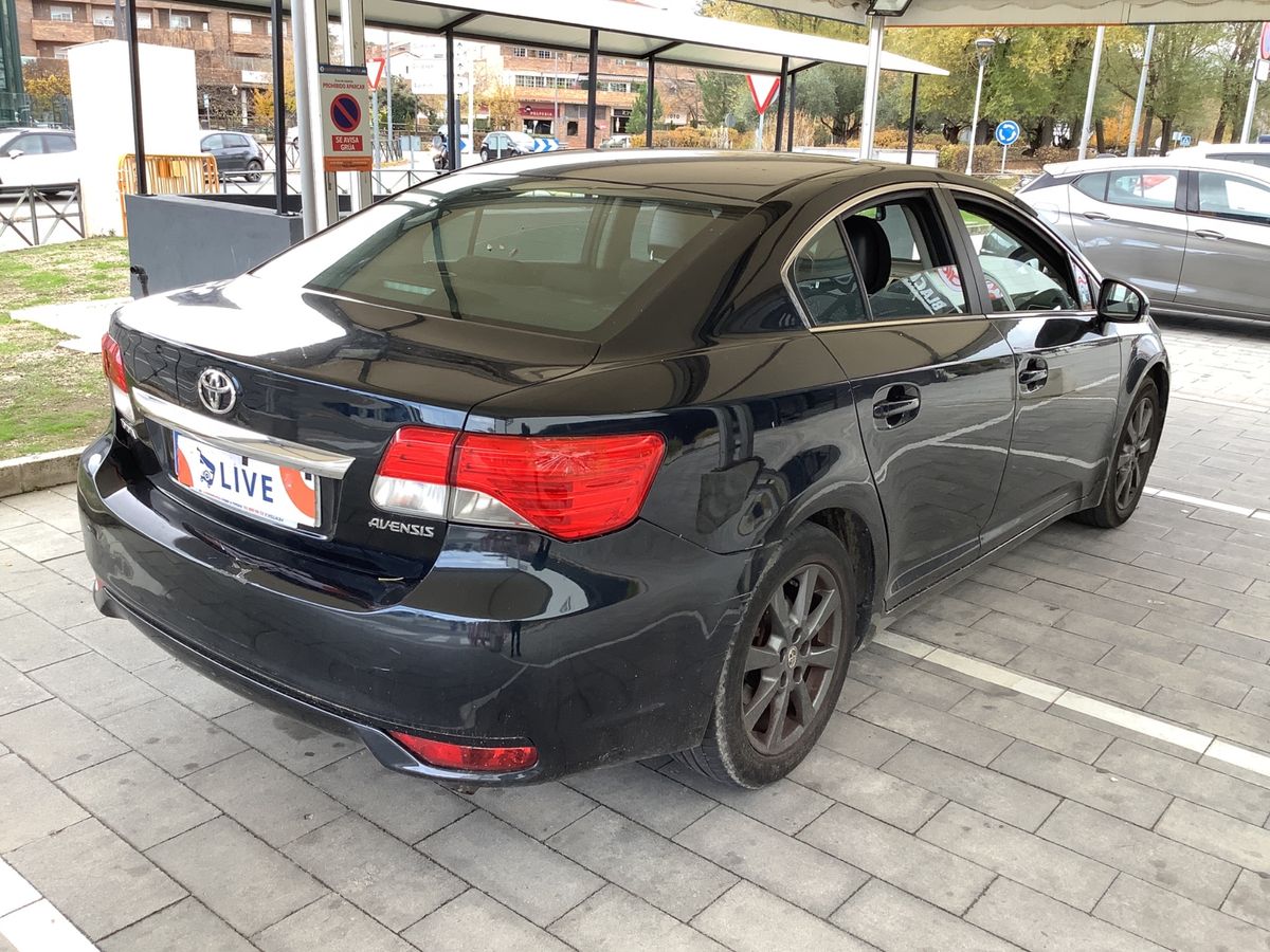 Toyota Avensis 2.2 D-4D Advance