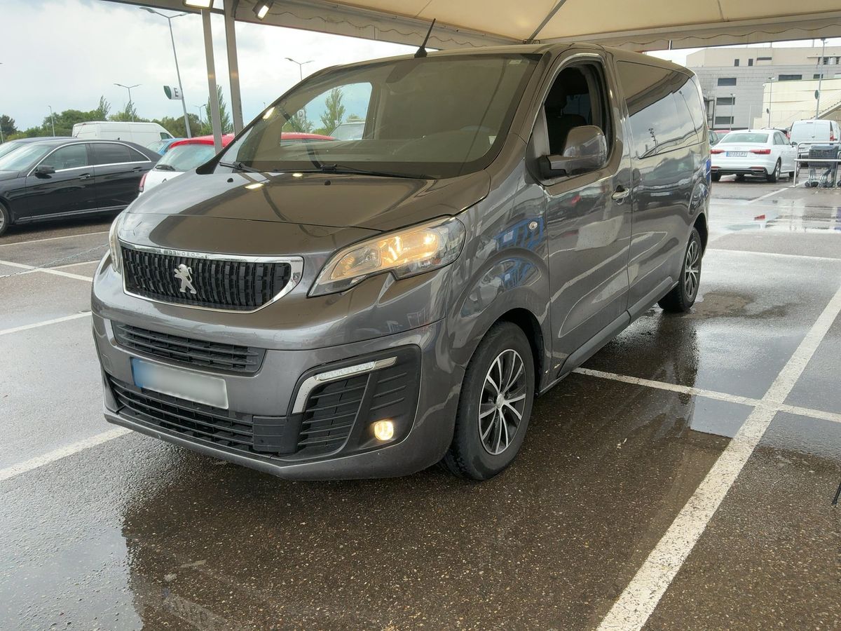 Peugeot Traveller 2018