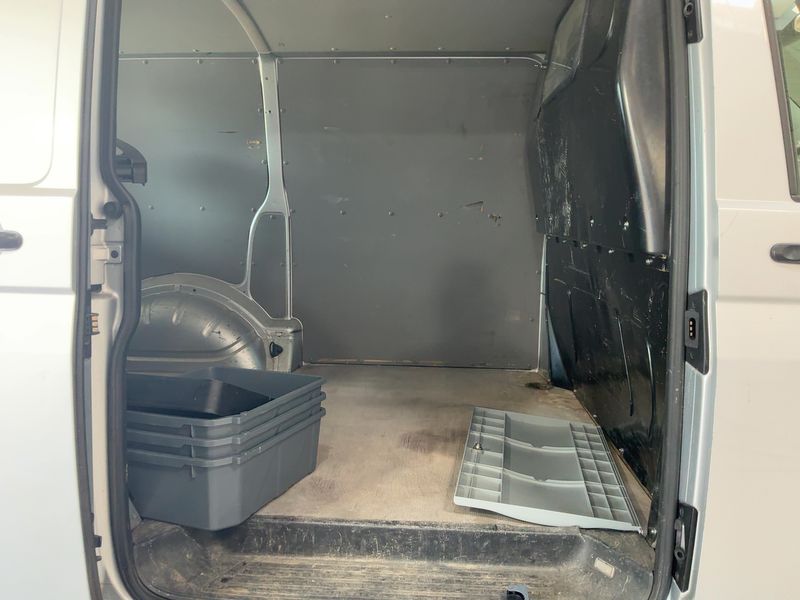 Volkswagen T5 Transporter 2.0 TDI Kasten 2014 – снимка 19