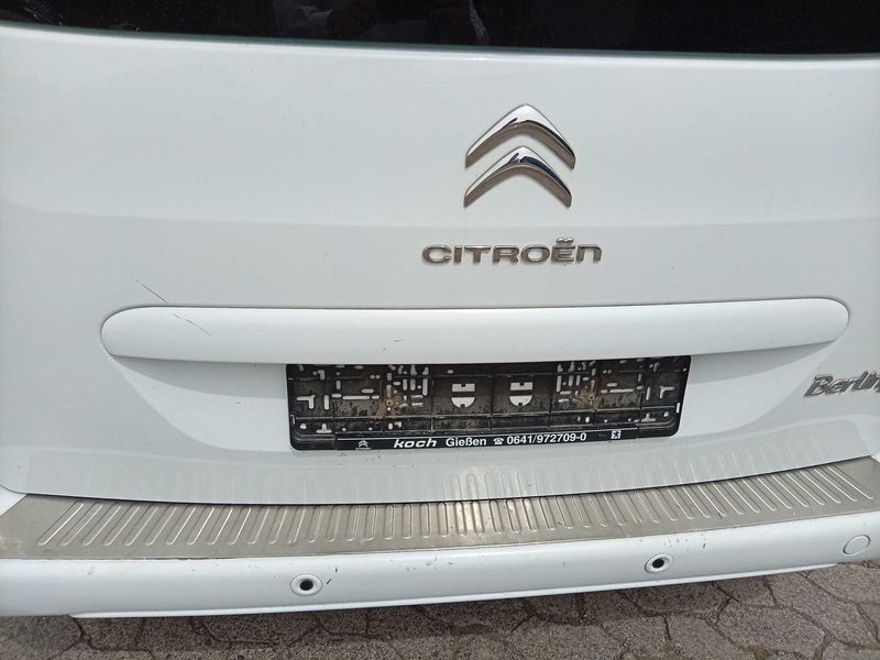 Citroen Berlingo 1.6 Blue-HDi Shine — zdjęcie 25