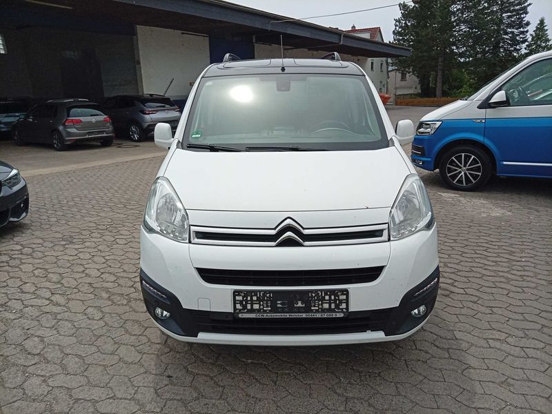 Citroen Berlingo 1.6 Blue-HDi Shine — zdjęcie 17