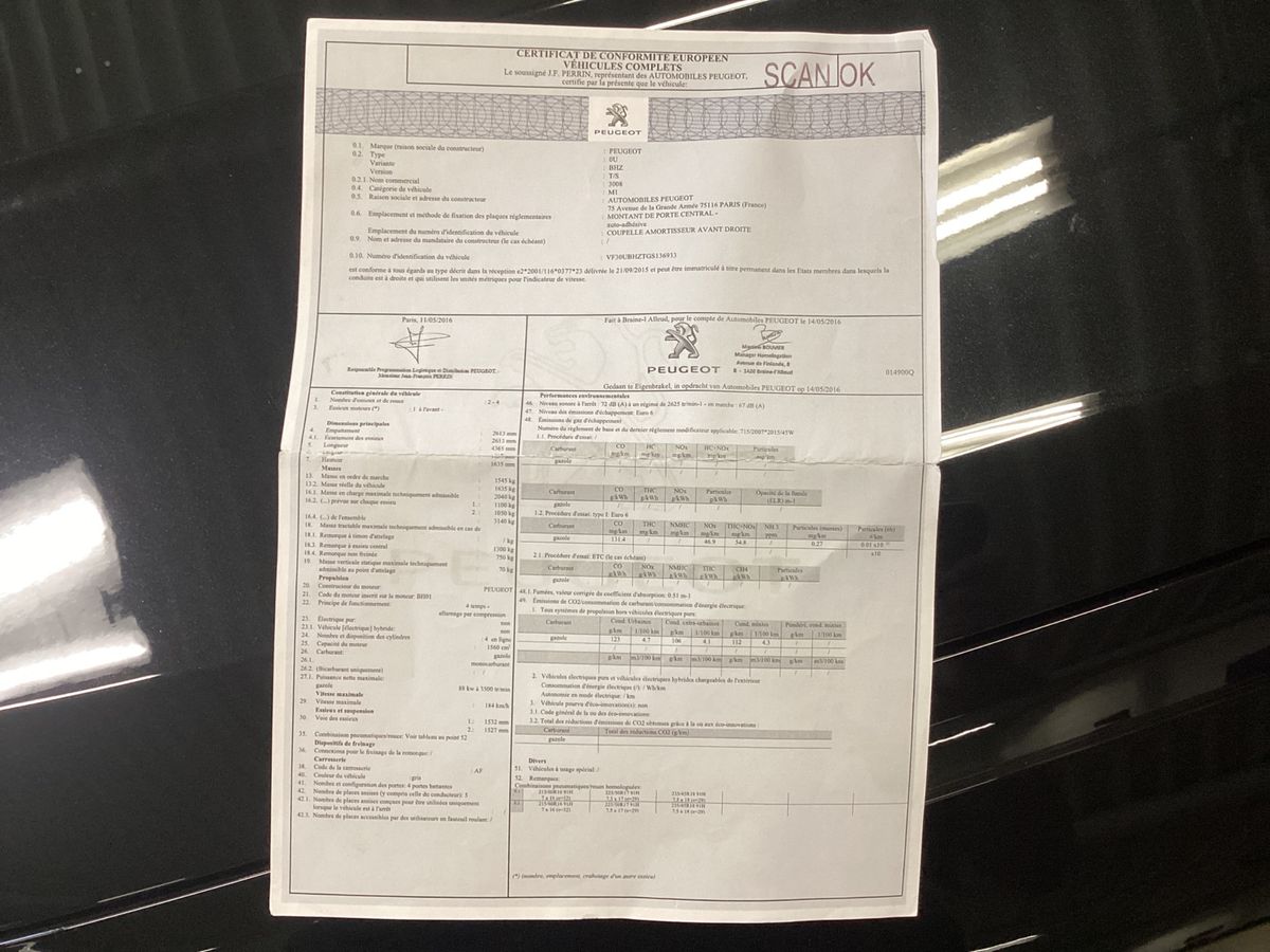 Peugeot 3008 1.6 Blue-HDi Allure