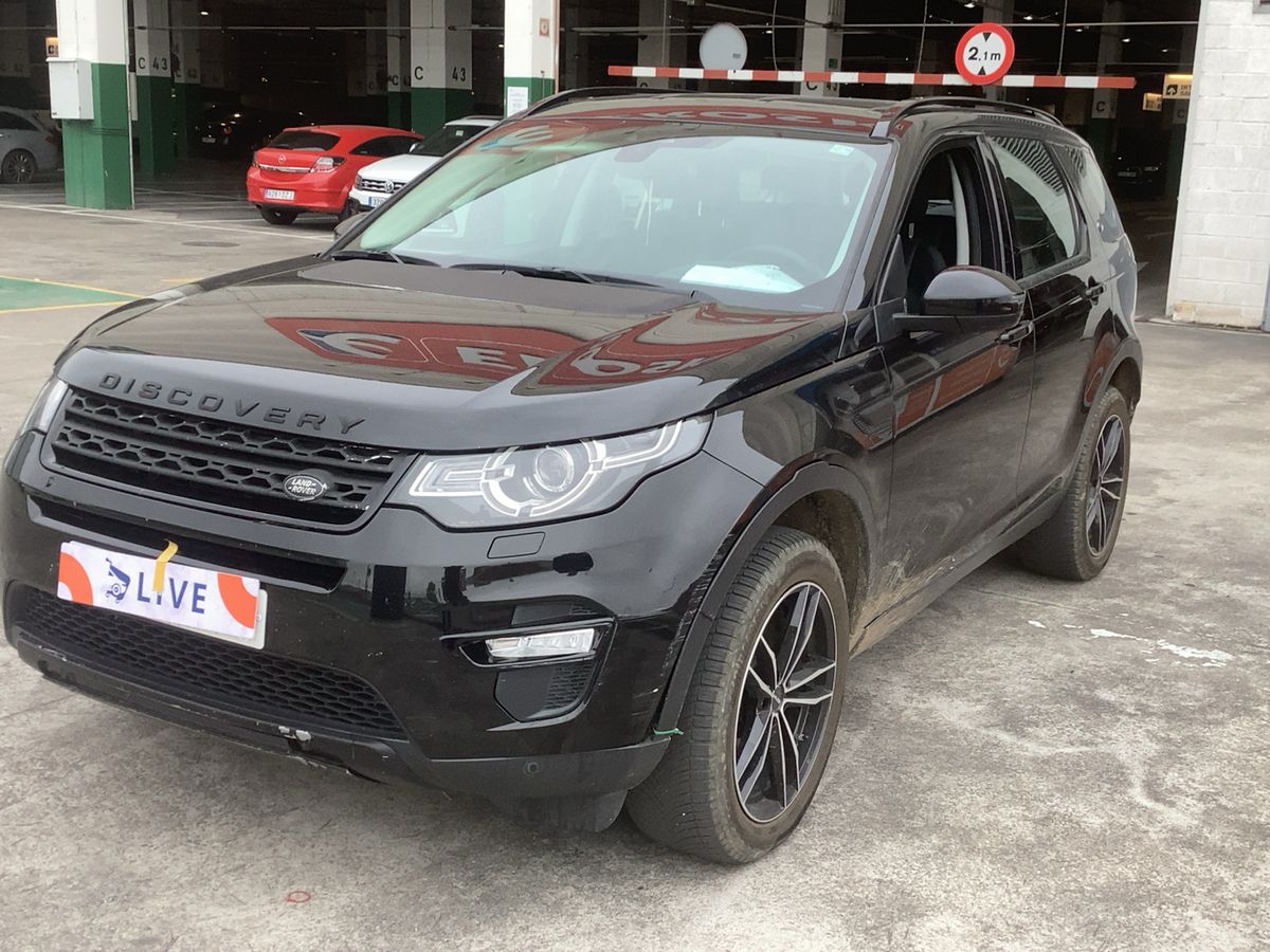 Land Rover 2017 — photo 1