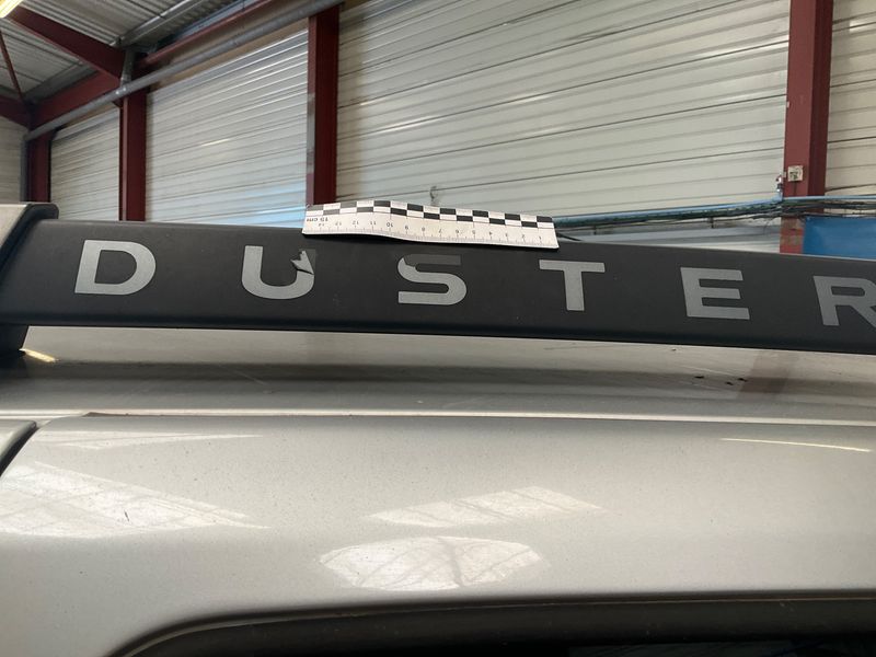 Dacia Duster 1.5 dCi Laureate 4x2 2015 – снимка 26