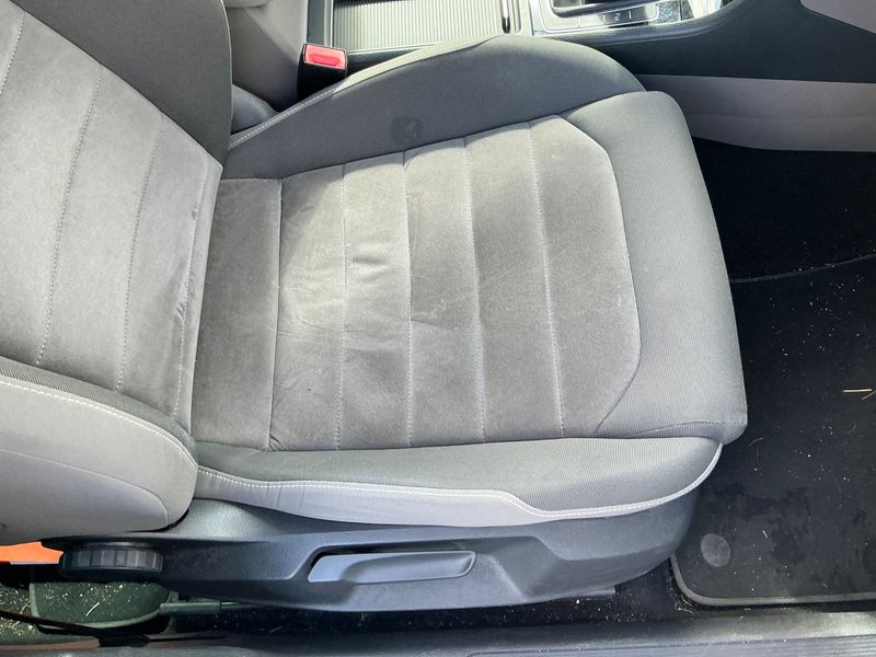 Volkswagen Golf VII 2.0 TDI Carat BlueMotion Tech 2015 – снимка 23