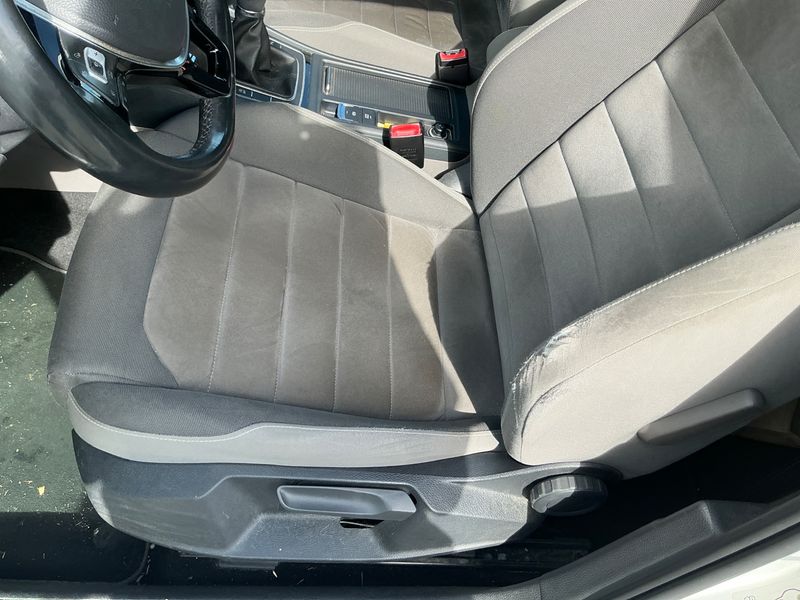 Volkswagen Golf VII 2.0 TDI Carat BlueMotion Tech 2015 – снимка 22