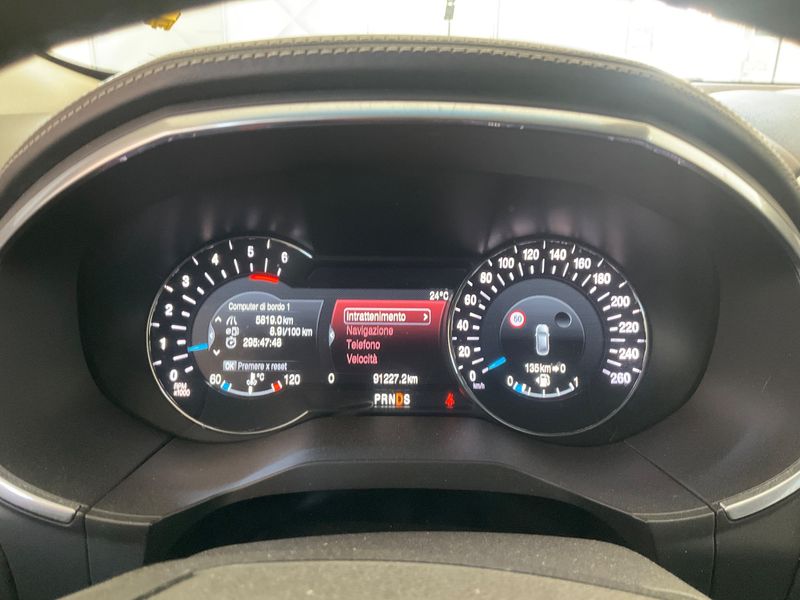 Ford Edge 2.0 TDCi EcoBlue Bi-Turbo Vignale 4x4 — zdjęcie 13