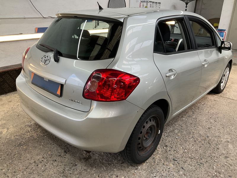 Toyota Auris 1.6 Sol — zdjęcie 2