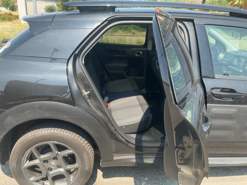 Citroen C4 Cactus 1.6 Blue-HDi Shine — zdjęcie 14