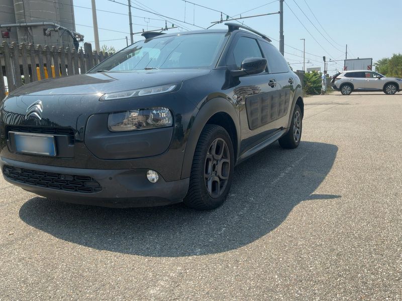 Citroen C4 Cactus 1.6 Blue-HDi Shine — zdjęcie 2