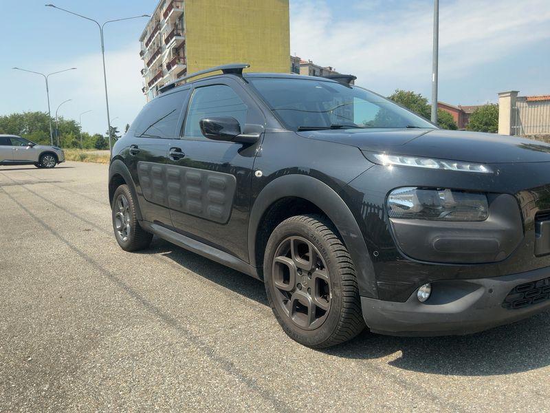 Citroen C4 Cactus 1.6 Blue-HDi Shine — zdjęcie 8