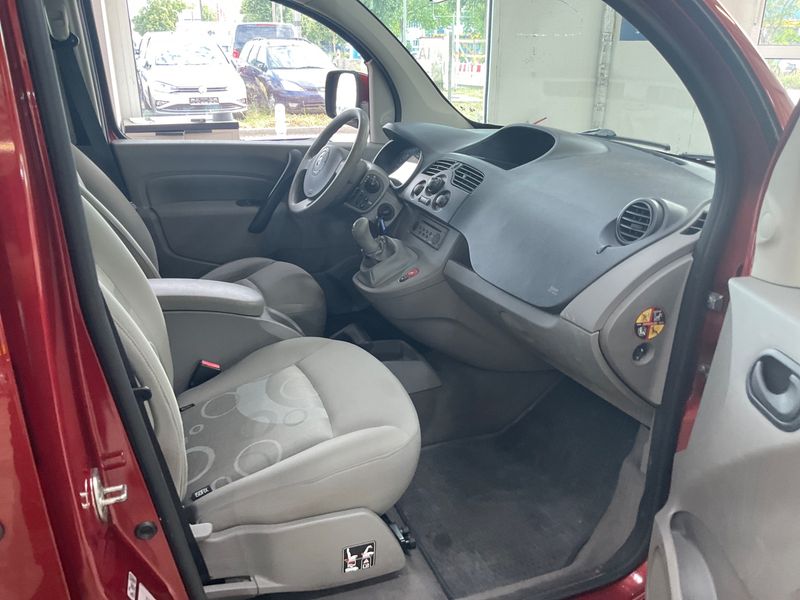 Renault Kangoo 1.6 Happy Family — zdjęcie 3