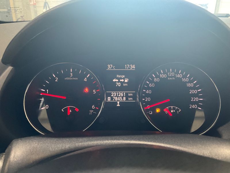 Nissan Qashqai 1.5 Turbodiesel Connect Edition 2012 – снимка 4