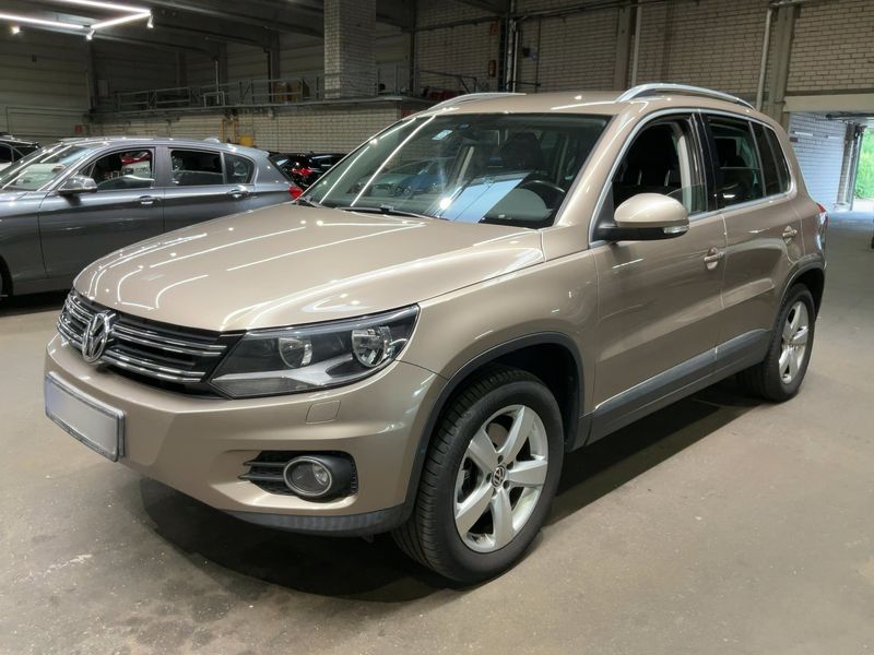 Volkswagen Tiguan 2.0 TDI Track & Style 4Motion 2011 – снимка 1