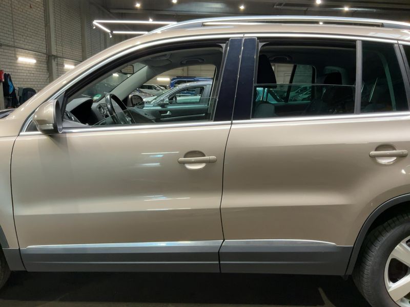 Volkswagen Tiguan 2.0 TDI Track & Style 4Motion 2011 – снимка 4