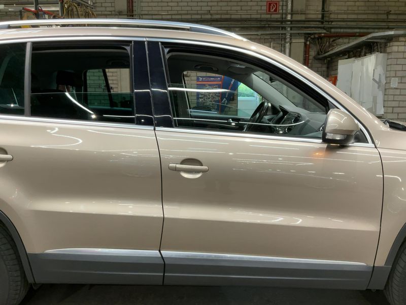 Volkswagen Tiguan 2.0 TDI Track & Style 4Motion 2011 – снимка 10