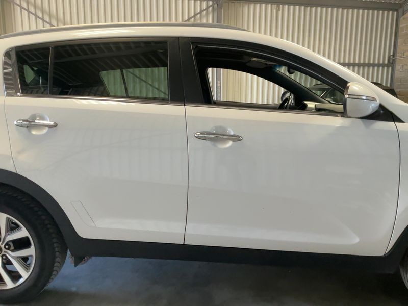 Kia Sportage 2.0 CRDi Revelation 2WD 2014 – снимка 10