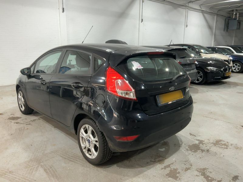 Ford Fiesta 1.0 Trend — zdjęcie 3