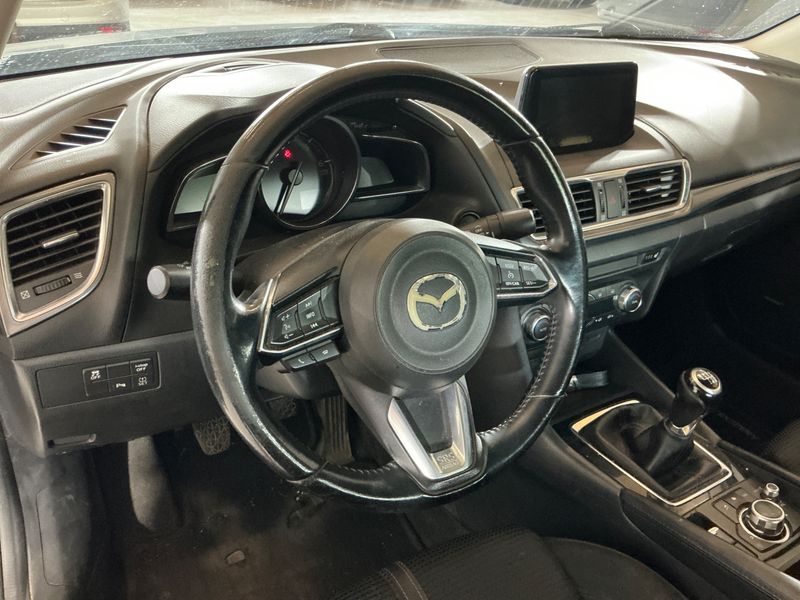 Mazda 3 2.2 Turbodiesel Revolution 2017 – снимка 51