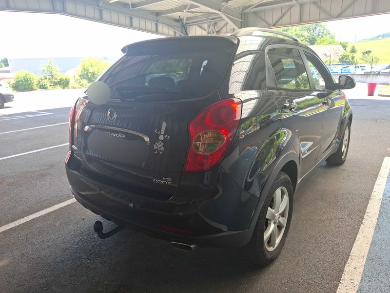 Ssangyong Korando 2.0 TD Sapphire 4x4 — zdjęcie 5