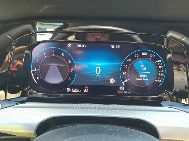 Volkswagen Golf VIII 1.5 TSI ACT Move — zdjęcie 11
