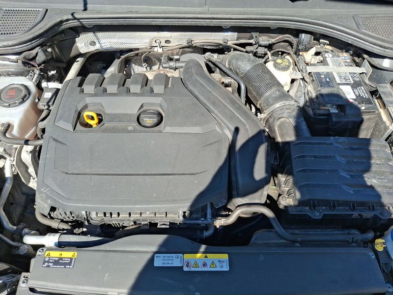 Volkswagen Golf VIII 1.5 TSI ACT Move — zdjęcie 8