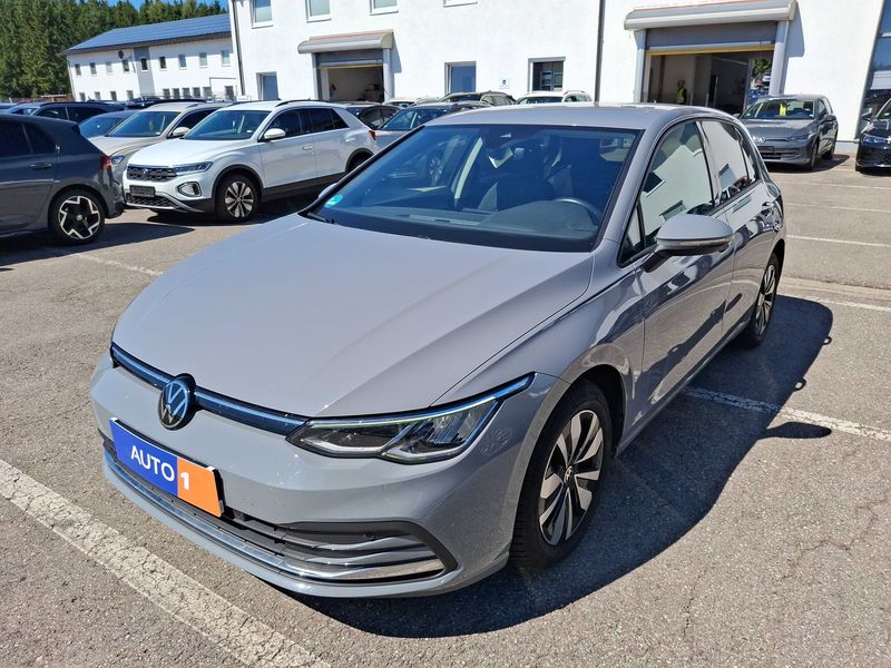 Volkswagen Golf VIII 1.5 TSI ACT Move