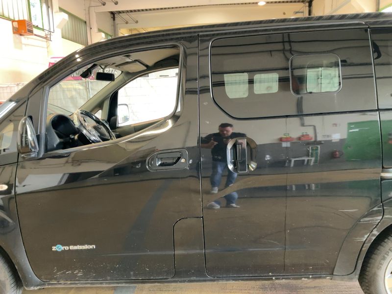 Nissan NV200 Evalia electric drive 80 kW E- Evalia Tekna — zdjęcie 4