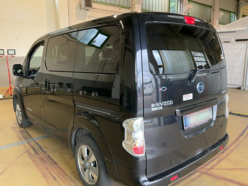 Nissan NV200 Evalia electric drive 80 kW E- Evalia Tekna — zdjęcie 3