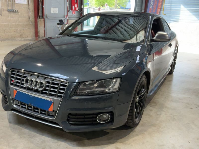 S5 4.2 V8 FSI quattro