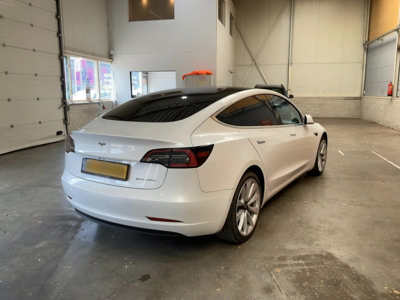 Tesla Model 3 Long Range Dual Long Range Dual AWD — zdjęcie 6
