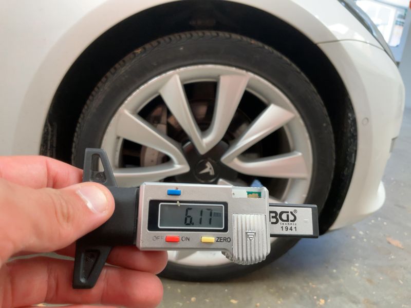 Tesla Model 3 Long Range Dual Long Range Dual AWD 2020 – снимка 11